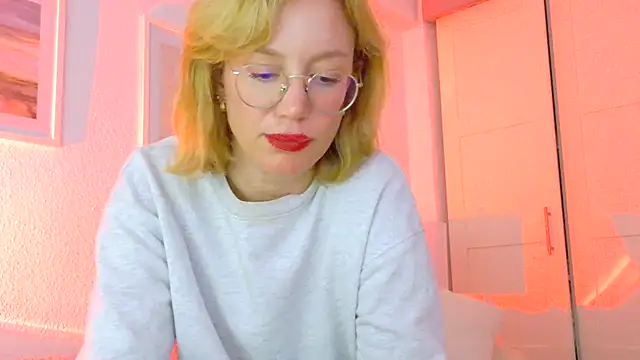 Show de MissFrenchy na webcam