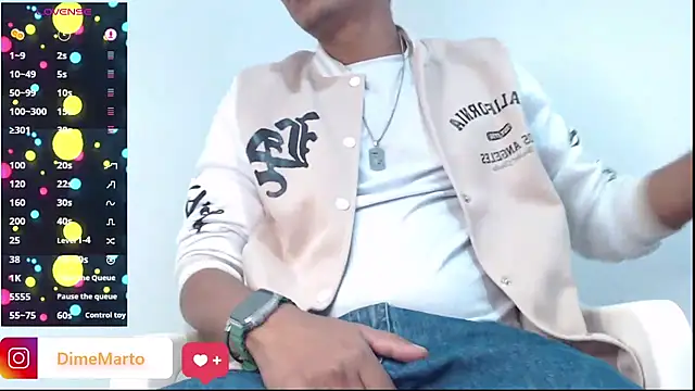 mike_black_22 Webcam-Show