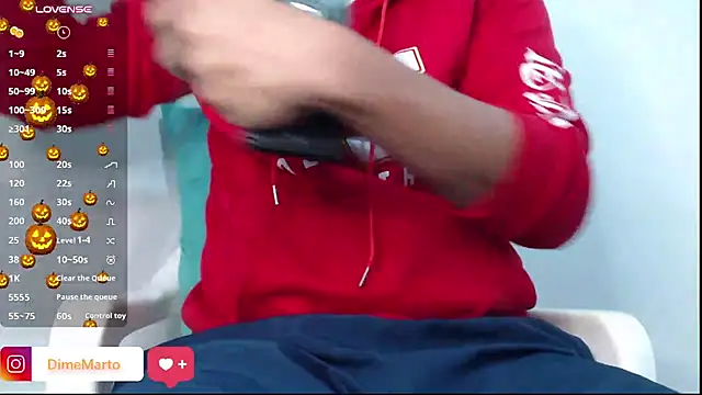 mike_black_22 Show Webcam