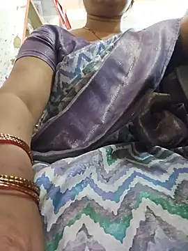 indianhotwife639's Live XXX Chat