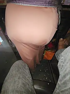 indianhotwife639 网络视讯表演