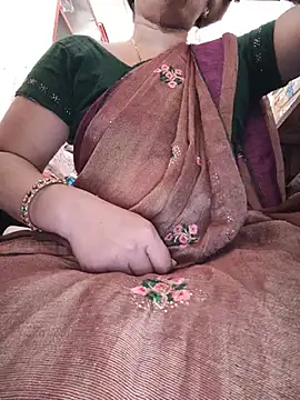 indianhotwife639 লাইভ XXX চ্যাট
