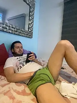 Show modela Alexitho25 na web-kameri