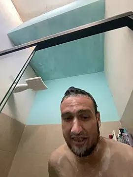 Alexitho25 Show in webcam