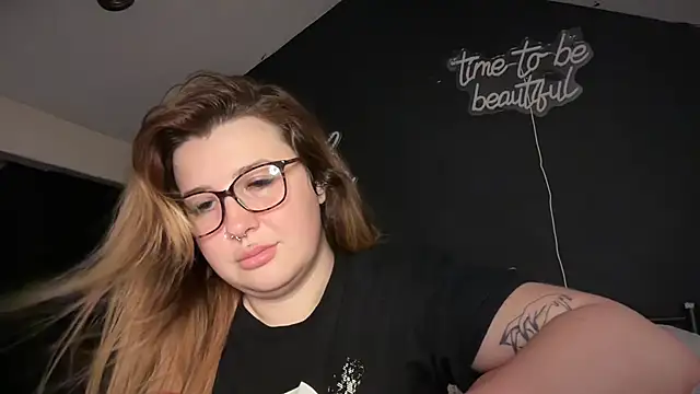 Chat XXX ao vivo de curvy_rosie69