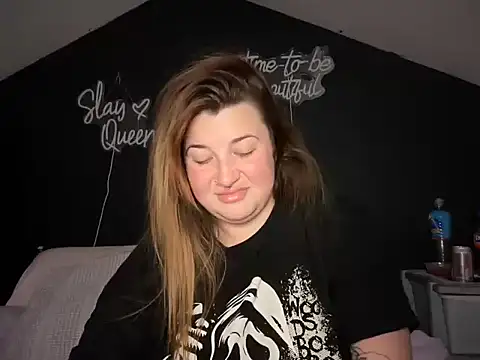 curvy_rosie69 Adlı Modelin Canlı XXX Sohbeti