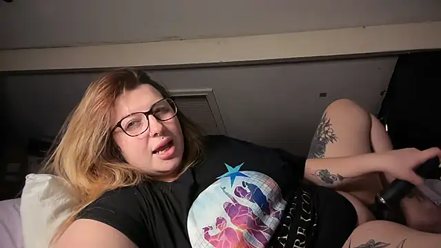 دردشة curvy_rosie69 الجنسية المباشرة