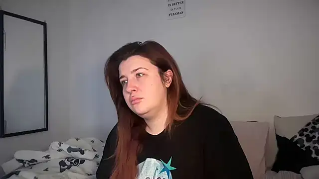 curvy_rosie69 网络视讯表演