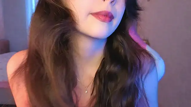 yuna_sunshy's Live XXX Chat