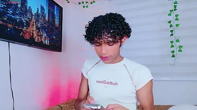 عرض كام Aaron_Wiinter