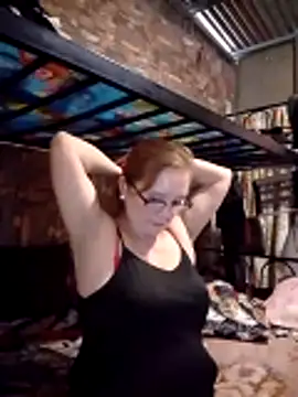 SexyHottMom Show Webcam