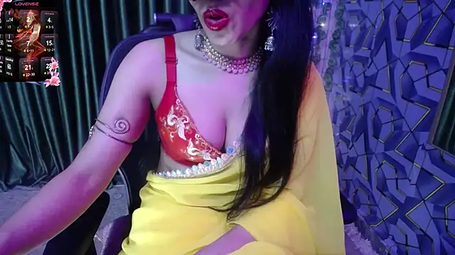 XXX chat uživo modela heyy_kiran