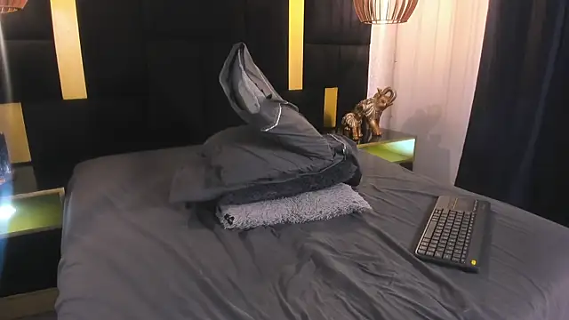 Lucio__Fox's Webcam Show