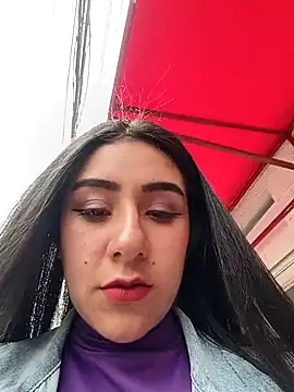 Онлайн чат XXX CAROLINE__07