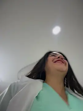 دردشة CAROLINE__07 الجنسية المباشرة