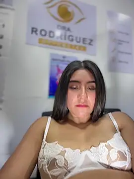 הופעת וובקאם של CAROLINE__07