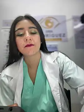 Онлайн чат XXX CAROLINE__07
