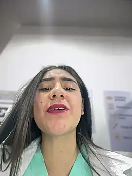 CAROLINE__07's Webcam Show