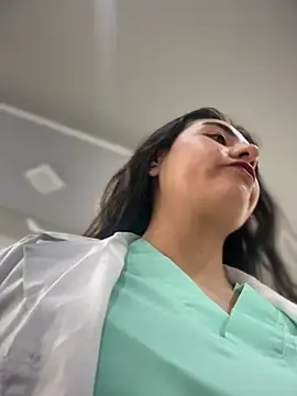 CAROLINE__07n Webbikameraesitys