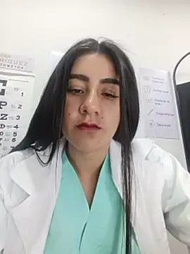 CAROLINE__07: онлайн-секс-чат