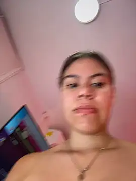 IrinaMonroee's Webcam Show