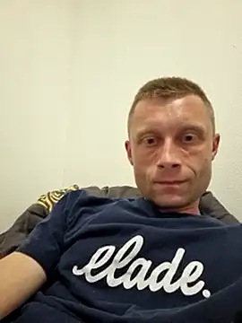 Show modela Gaszpar na web-kameri