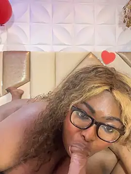 may_stormのウェブカメラショー