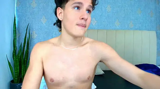 SEXYBOY_VC's Live XXX Chat