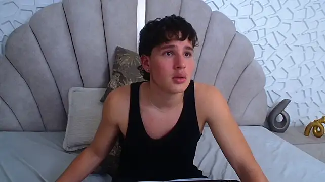Živý XXX chat SEXYBOY_VC