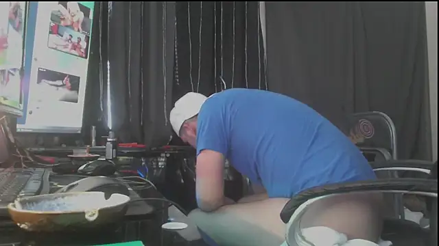 TypicalDepot5's Webcam Show