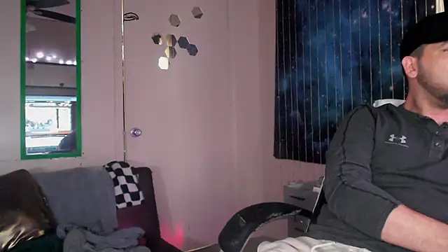 TypicalDepot5's Webcam Show