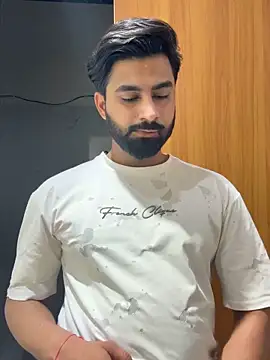 Royalboy_03's Webcam Show