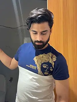Royalboy_03's Webcam Show