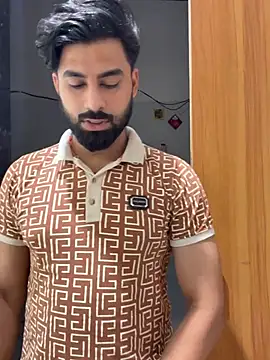 Royalboy_03 ওয়েবক্যাম শো