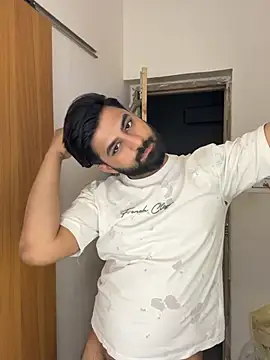 Royalboy_03 Show in webcam