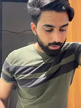 Royalboy_03's Webcam Show