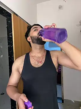 Royalboy_03 Adlı Modelin Web Kamerası Şovu