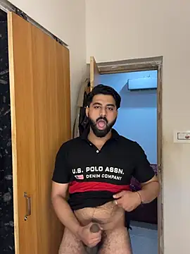 Show de Royalboy_03 na webcam