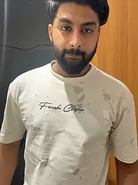Royalboy_03 Show in webcam