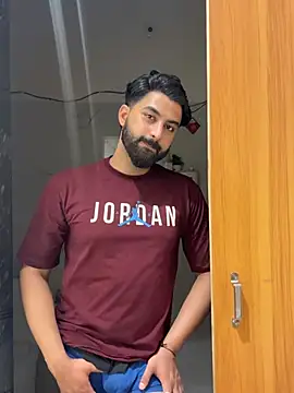 Royalboy_03 Chat XXX live