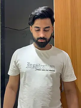 Royalboy_03's Webcam Show