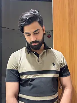 Royalboy_03's Webcam Show