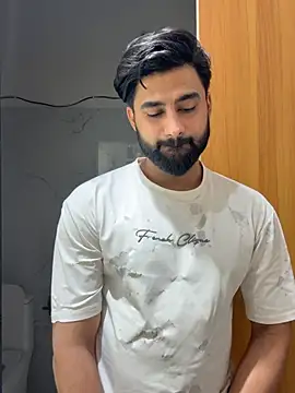Royalboy_03 Adlı Modelin Web Kamerası Şovu