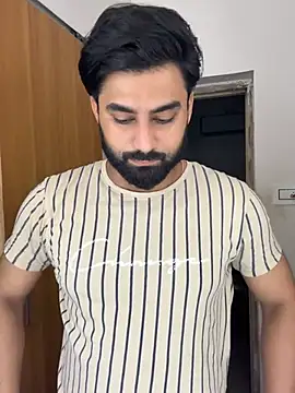 Royalboy_03 Show in webcam