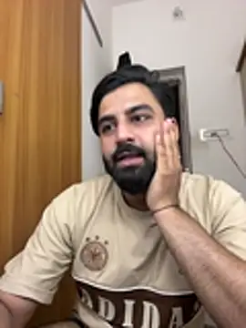 Royalboy_03's Webcam Show