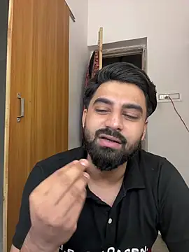Royalboy_03 webkamerás műsora