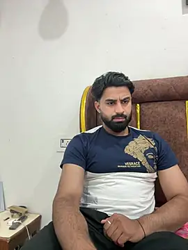 Royalboy_03's Webcam Show