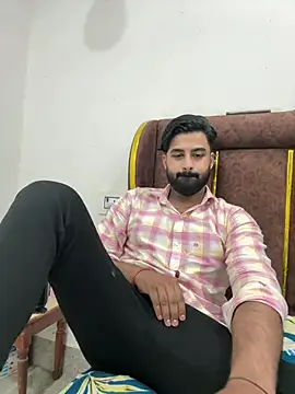 Royalboy_03 webcam show