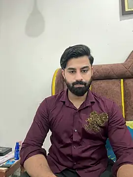 Royalboy_03 – webcam-show