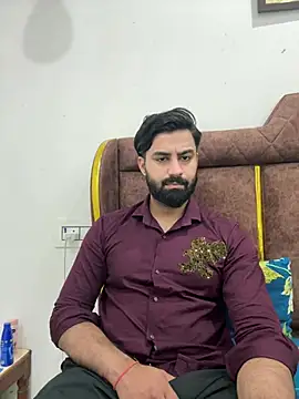 Royalboy_03 Show in webcam